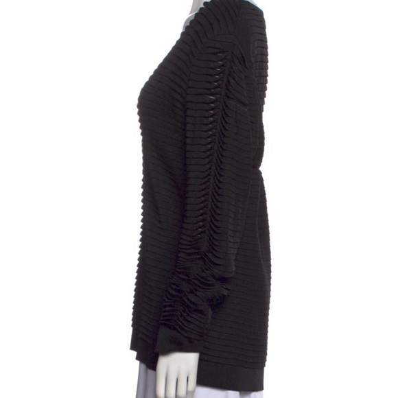 Stunning Escada cardigan - Picture 3 of 4